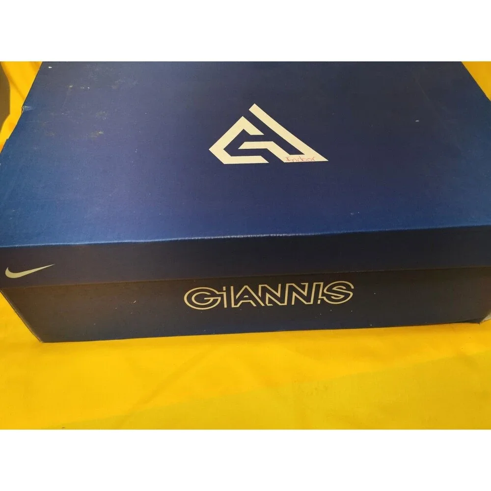 Pre owned in box Men Nike Giannis Immortality Championship Basketball Shoe Sz 13